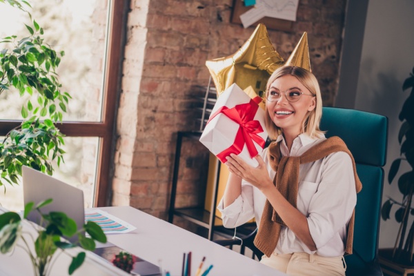 Frais de repas, de déplacement, cadeaux d’affaires… : une déductibilité encadrée ! 