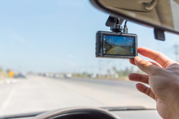 Véhicule d'entreprise, dashcam… et surveillance de l'employeur ?