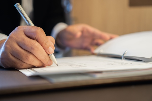 Tarifs des greffiers des tribunaux de commerce – Prestations relatives au registre – 2024-2026