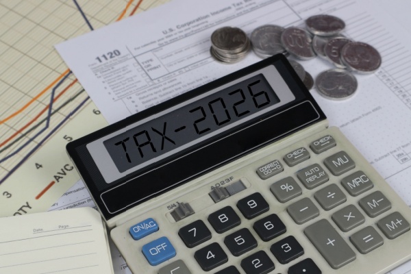 Taux de l’impôt sur les sociétés et de la contribution additionnelle – 2026